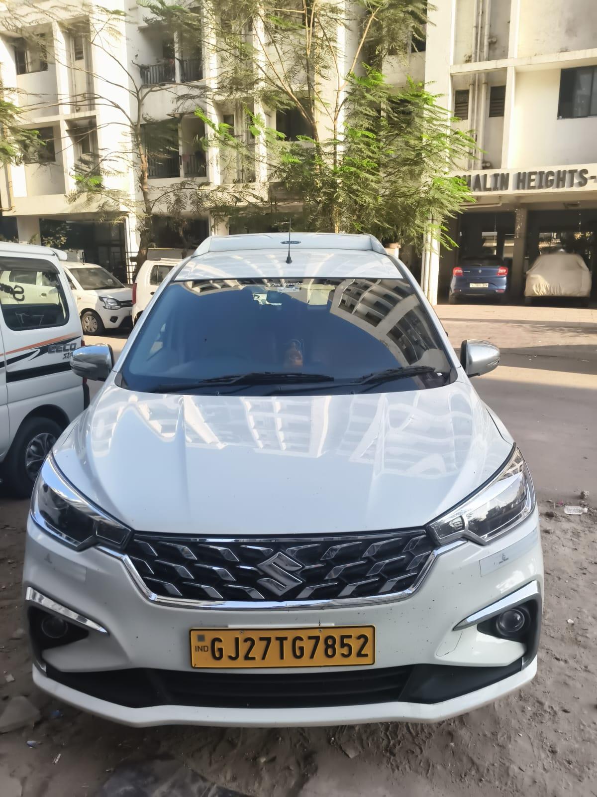 Jain Cab Service cab parked in Ahmedabad